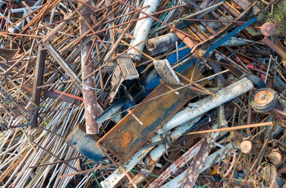 Common sources of environmental heavy metal exposure